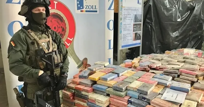 Hamburq limanında 24 milyon avroluq kokain ələ keçirildi