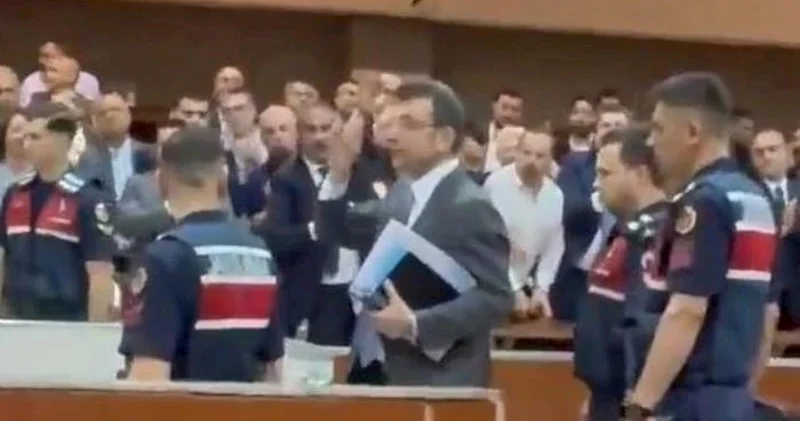 İmamoğlunun bugünkü məhkəməsindən görüntüləri Video