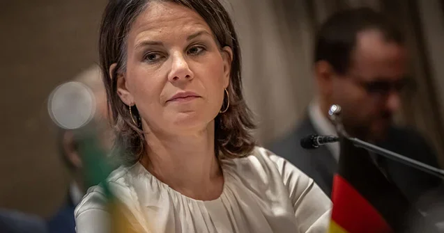 Berbok deputat mandatından imtina etdi