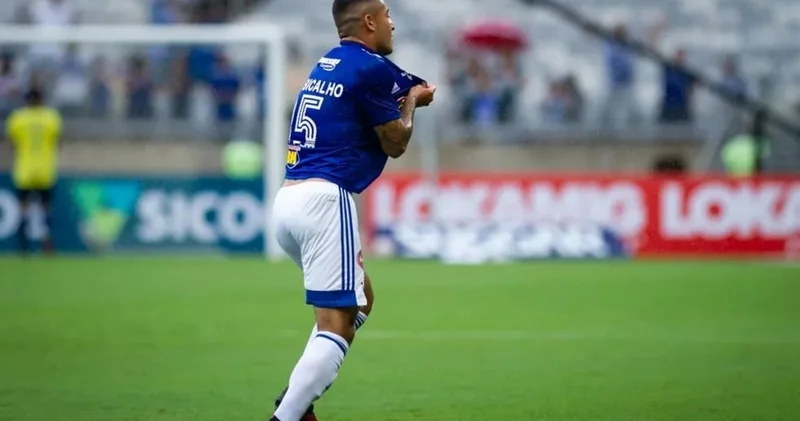 Qarabağ heyətini braziliyalı yarımmüdafiəçi ilə gücləndirir