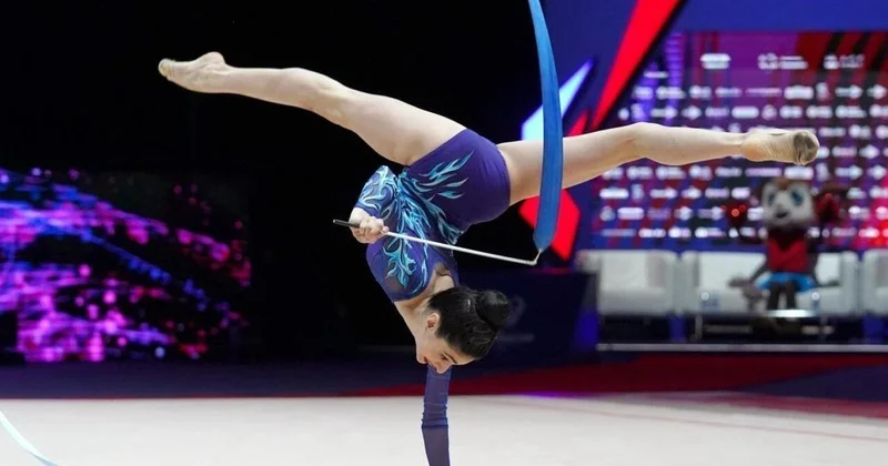 Gimnastlarımız dünya çempionatına yollanıblar