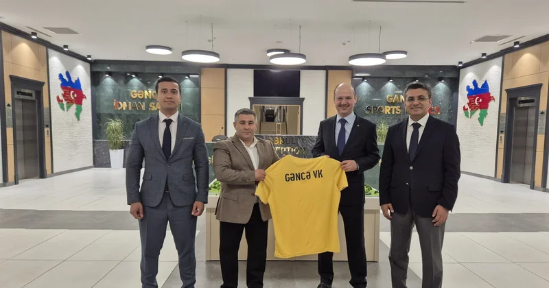 Gəncə nin prezidenti Manuçehir Hojizadə ilə görüşüb