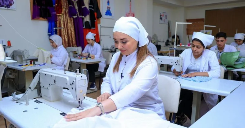 Lalə Azərtaş dərzi oldu FOTO
