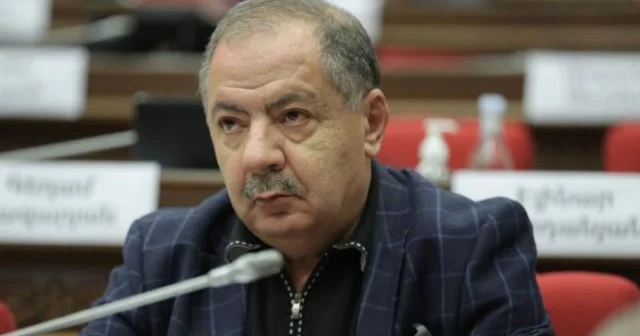 Müxalifətçi deputat Paşinyana qarşı aksiyadan imtina etdi