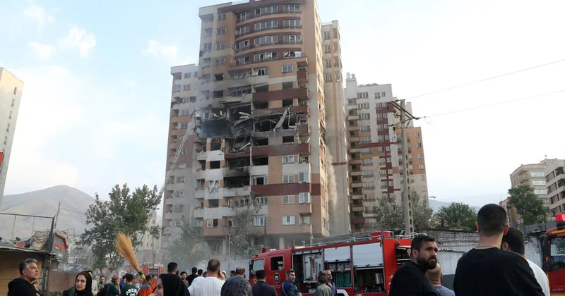 İran Xarici İşlər Nazirliyi: İsrail ölkəni vurmaq üçün Amerika silahlarından istifadə edib