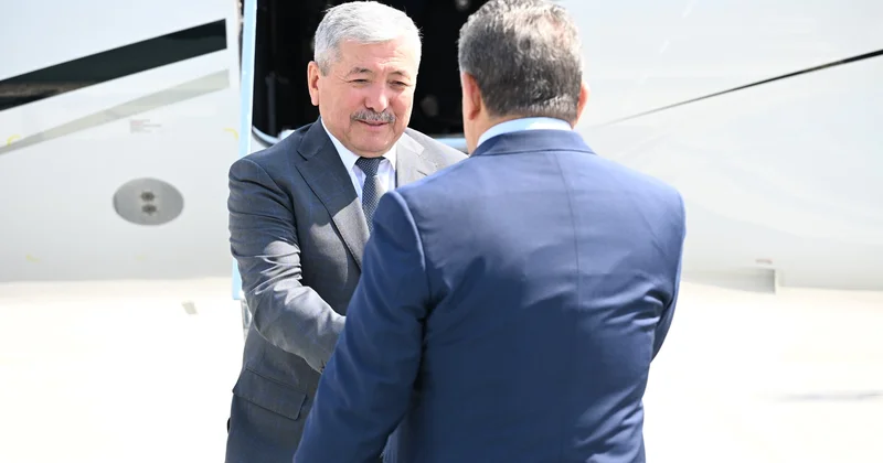 Qırğızıstan Nazirlər Kabinetinin sədri Özbəkistana səfər edib