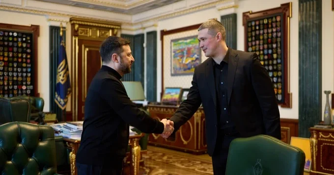 Стало известно о конфликте Зеленского с министром обороны Украины Minval Politika