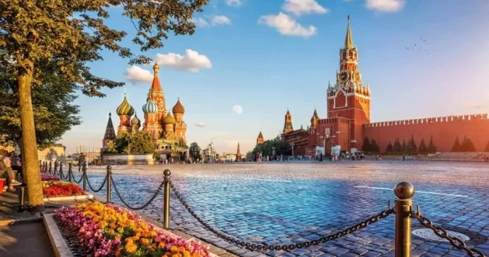Moskva dronlarla VURULDU