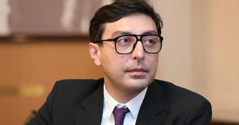 Nazir rəis müavinini vəzifəsindən azad etdi (FOTO)