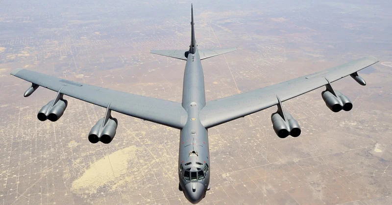 CNN: ABŞ də bombardmançı təyyarənin qəzaya uğraması nəticəsində 8 nəfər ölüb YENİLƏNİB