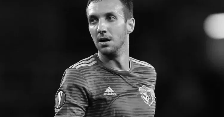 Məşhur futbolçu ad günündə faciəvi şəkildə ÖLDÜ