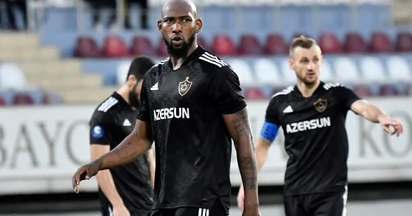 Medina “Qarabağ”dan getdi