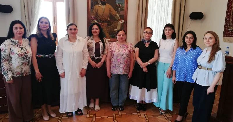 “Klassik poeziyamızda katiblik sənəti və yazı ləvazimatı”