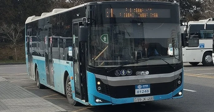 İsti avtobus, baha xidmət: 91 nömrəli xətt sərnişinləri üsyan edir… FOTO KONKRET