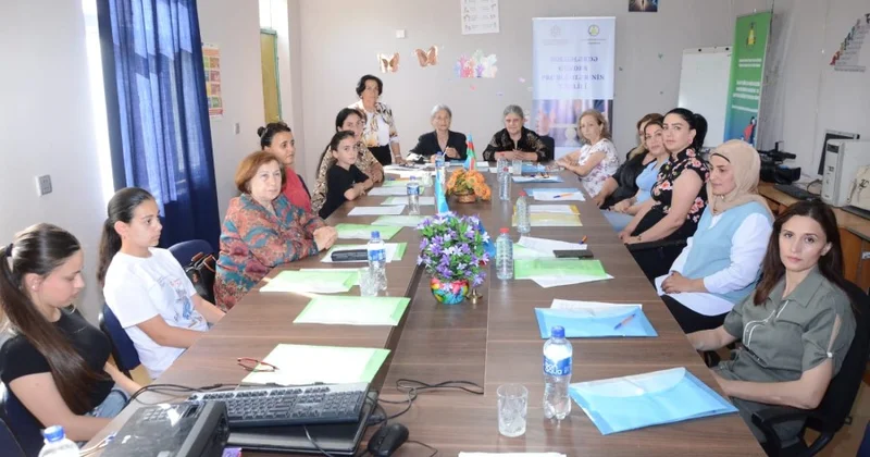 “Gender problemləri” mövzusunda dəyirmi masa keçirilib