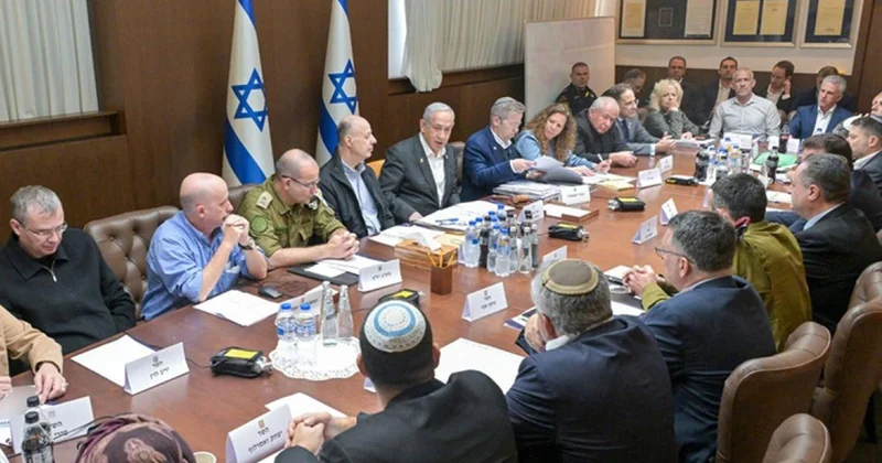 “Bizi Trampın qarşısında utandırdınız” Netanyahu qəzəbləndi