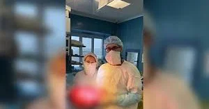 Qadından 8 kiloqramlıq şiş çıxarıldı