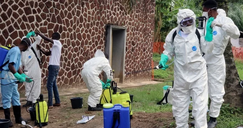Ebola virusu dünyaya yayılır: Risk qrupunda olan ÖLKƏLƏR