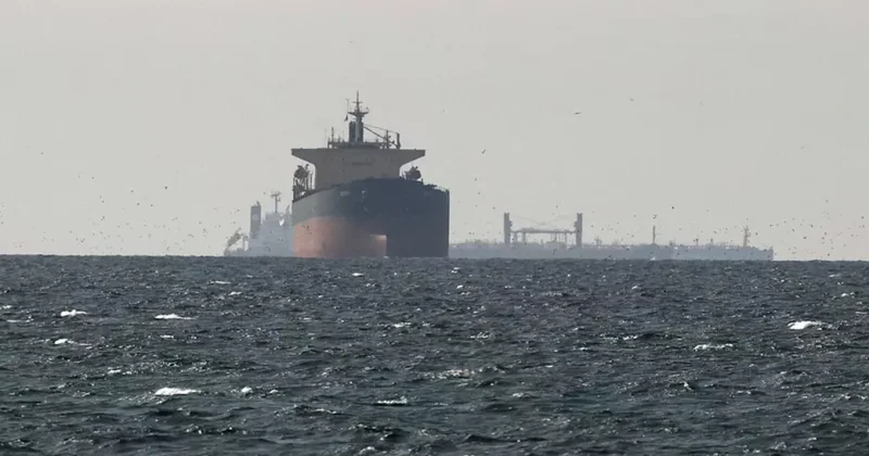 Reuters: США проводили операции по перекачке нефти в Персидском заливе