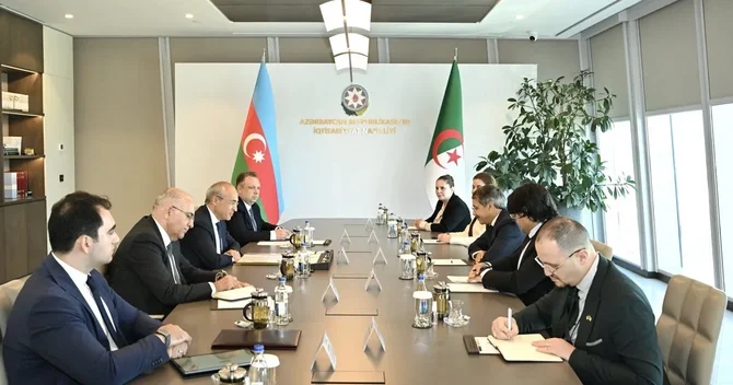 Azərbaycan Əlcəzair ilə qarşılıqlı fəaliyyət perspektivlərini müzakirə edib