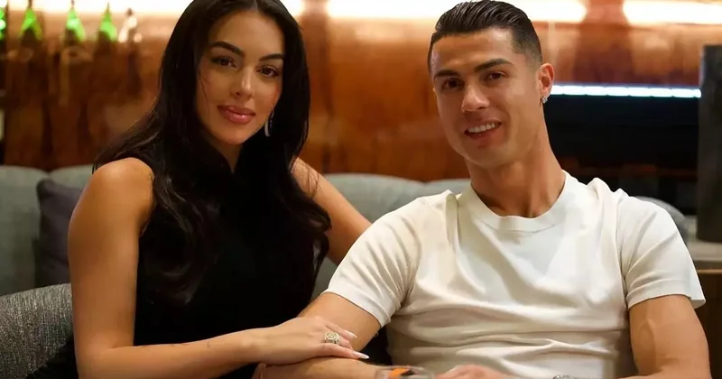 Futbolçu xanımlarının reklam İmperiyası: Top modelləri geridə qoyan milyonluq qazanclar