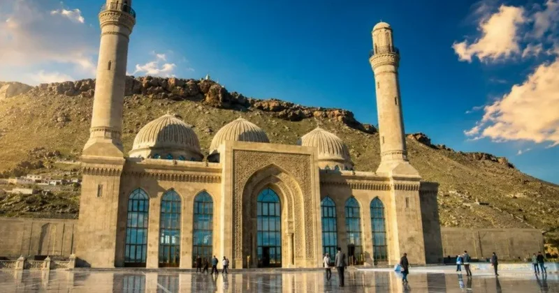 Məhərrəmlik nə vaxt başlayır: 16, yoxsa 17 iyun? İlahiyyatçı açıqladı