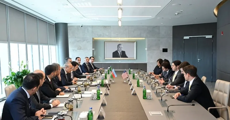 ABŞ Beynəlxalq İnkişafın Maliyyələşdirilməsi Korporasiyasının rəhbəri Bakıda investisiya imkanlarını müzakirə edib