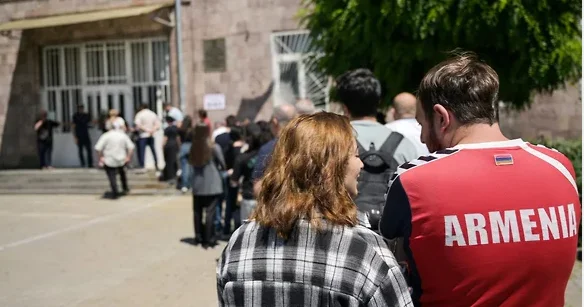 Seşki bitdi, dava bitməz RAKURS