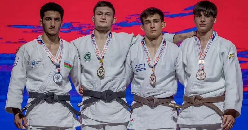 Gənc cüdoçularımız Krasnoyarskdan üç medalla qayıdır FOTO