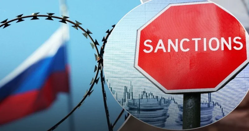 Великобритания введет новые санкции против российского СПГ и теневого флота