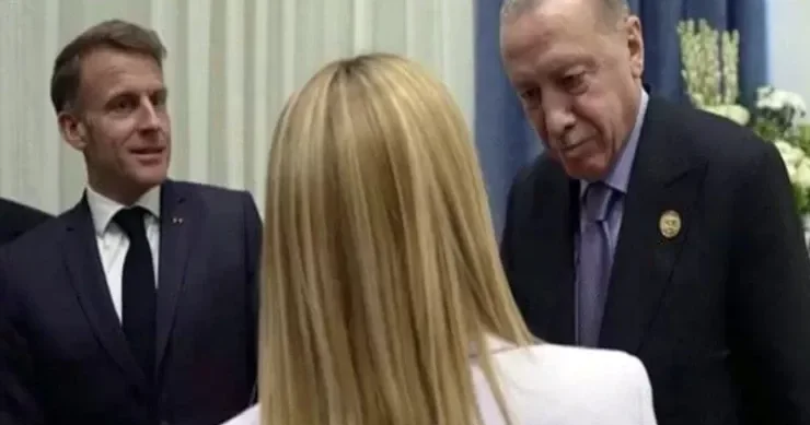 Meloni Ərdoğanın məsləhətinə qulaq asdı Siqareti tərgitdi