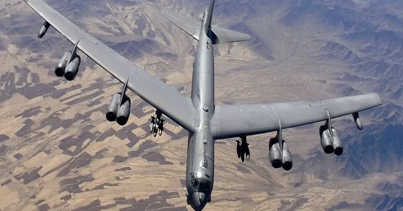 ABŞ da B 52 bombardmançı təyyarənin qəzaya uğraması nəticəsində 8 nəfər həlak olub YENİLƏNİB