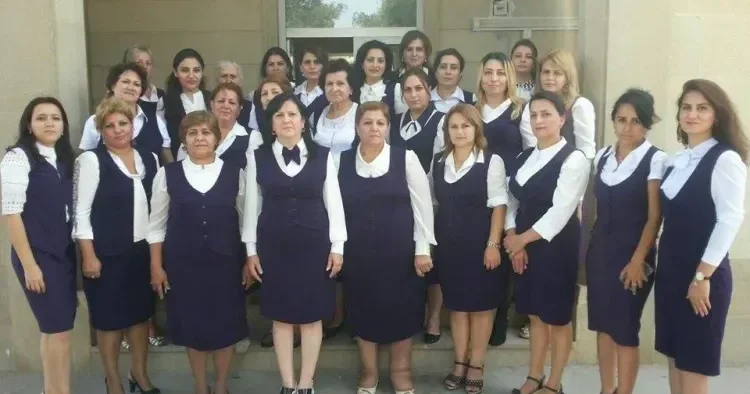 Müəllim geyimi ilə bağlı yeni qaydalar hazırlanır RƏSMİ