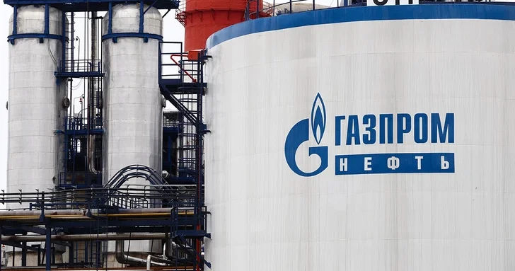 Атака беспилотников на российскую столицу: поврежден объект нефтеперерабатывающего завода