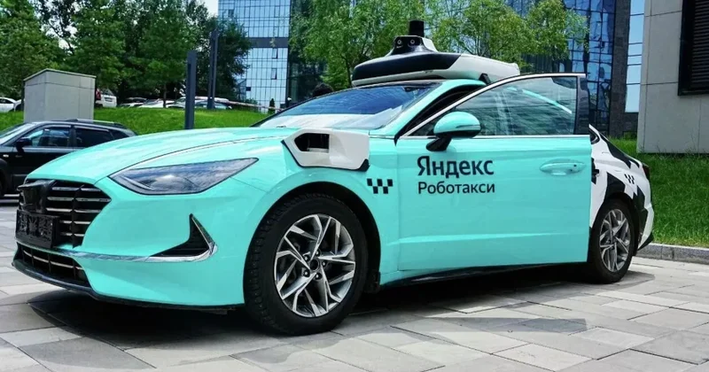 Qazaxıstanda robot taksi istifadəyə veriləcək