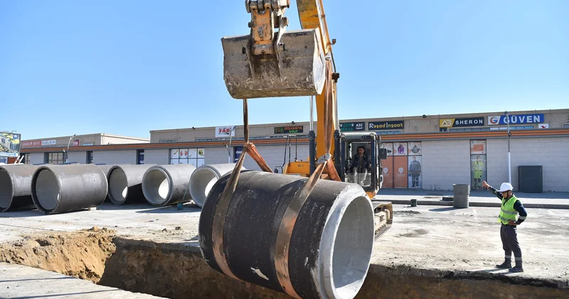 Xırdalan şəhərində 3296 metr yeni kanalizasiya kollektoru inşa edilir