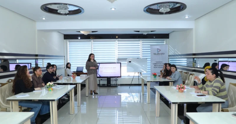 “Azərbaycan mediasında dil normalarının tətbiqi“ mövzusunda dəyirmi masa keçirildi