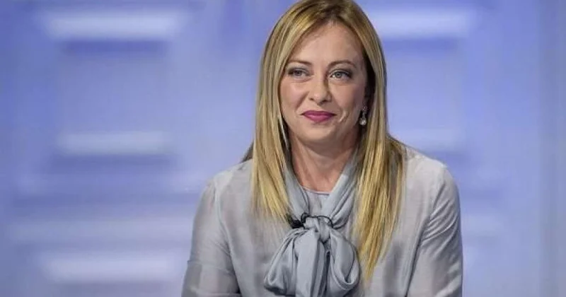 G7 sammitində diqqətçəkən an: Meloninin sözləri alqışlarla qarşılandı VİDEO