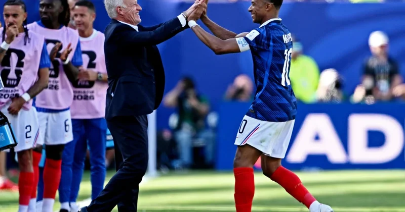 Deşam Mbappe barədə: “Hələ də onu tənqid edənlər var”