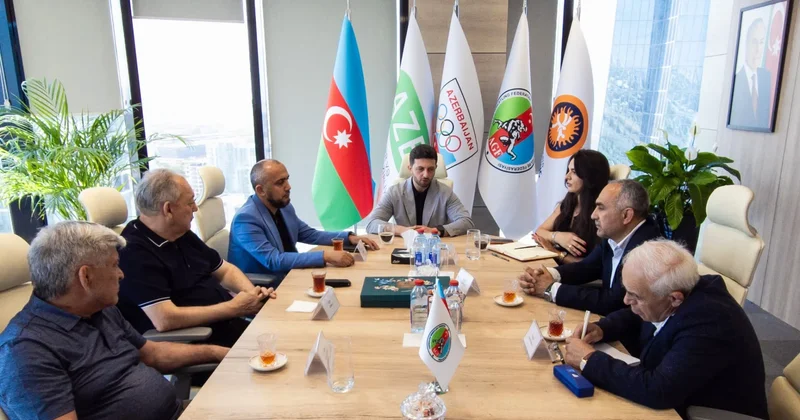 Güləş Federasiyasında yeni komitə fəaliyyətə başlayıb FOTO