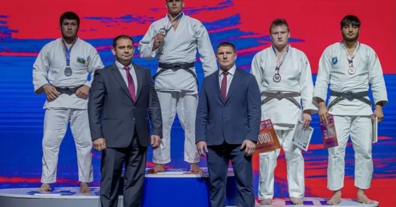 Təmsilçilərimiz Krasnoyarskda keçirilən turnirdə 3 medal qazanıblar