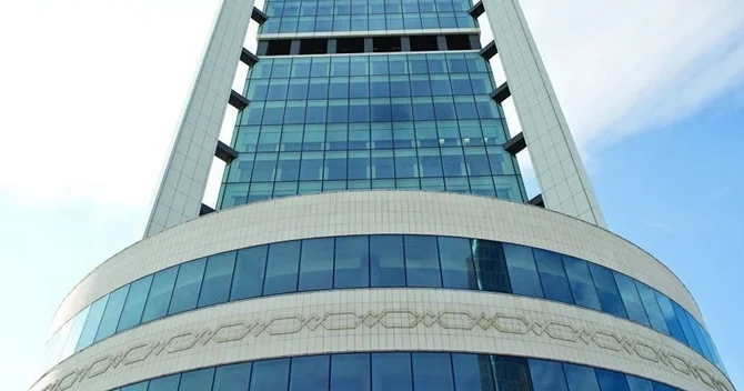 ARDNF 23 ölkədə 1400 iri şirkətin səhmlərinə sahibdir