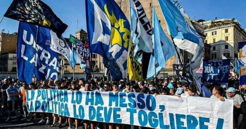 Latsio nun səkkiz min azarkeşi rəhbərliyə etiraz edib