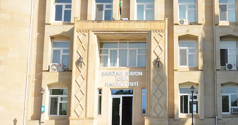 Gül kollarının alınması məxfi məlumatdır? Şabranda müəmmalı tender