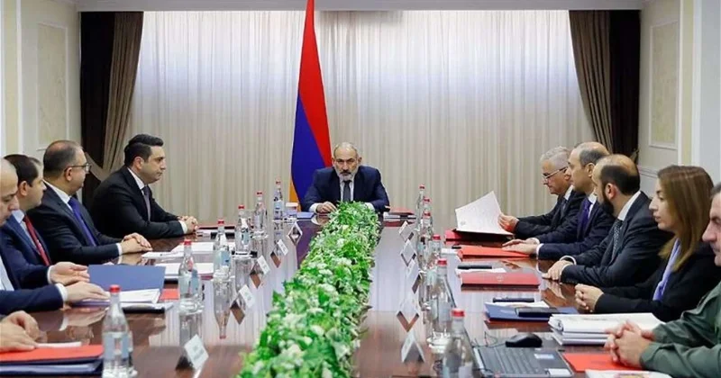 Azərbaycan hərbi yola əl atacaq Ermənistan təşvişdə Gizli toplantıdan detallar