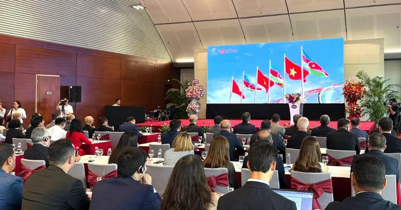 Vyetnam Azərbaycan Biznes Şurasının ilk iclası və biznes forum keçirilib FOTO