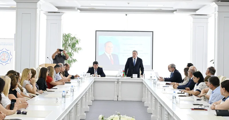 AMEA da “Zəfər yolunun təməli” adlı lektoriya keçirilib