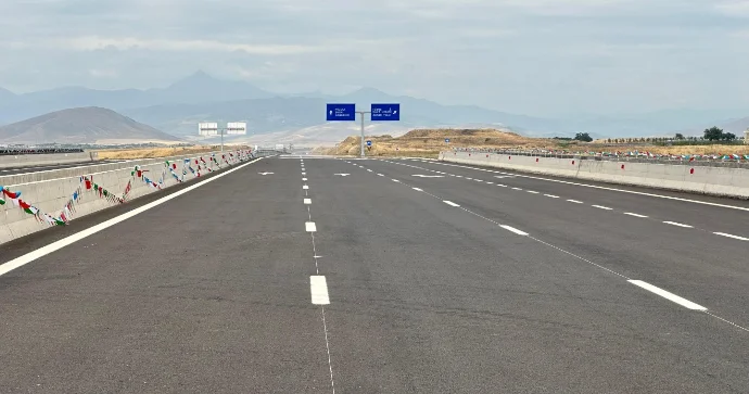 On üç kəndin yol infrastrukturunda görülən işlər hansı mərhələdədir? AÇIQLAMA