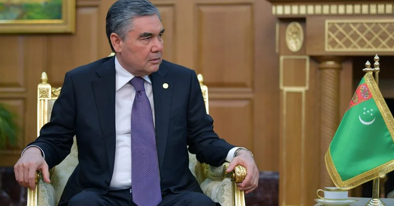 Бердымухамедов назвал цель своего неожиданного визита в Баку
