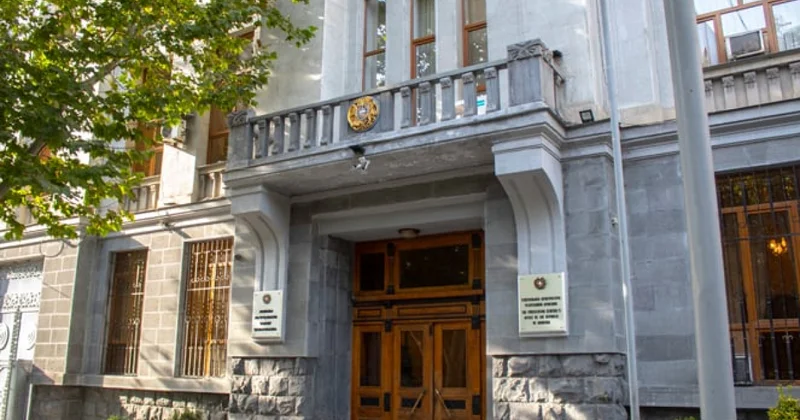 У карабахских сепаратистов отбирают здание